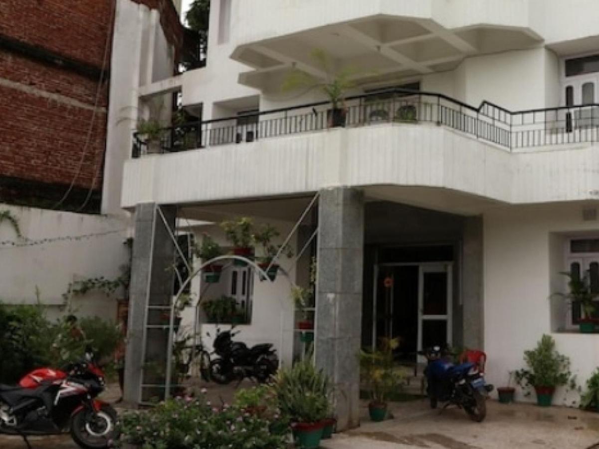 Oyo 80830 Hotel Buddha International Bodh-Gajá Kültér fotó