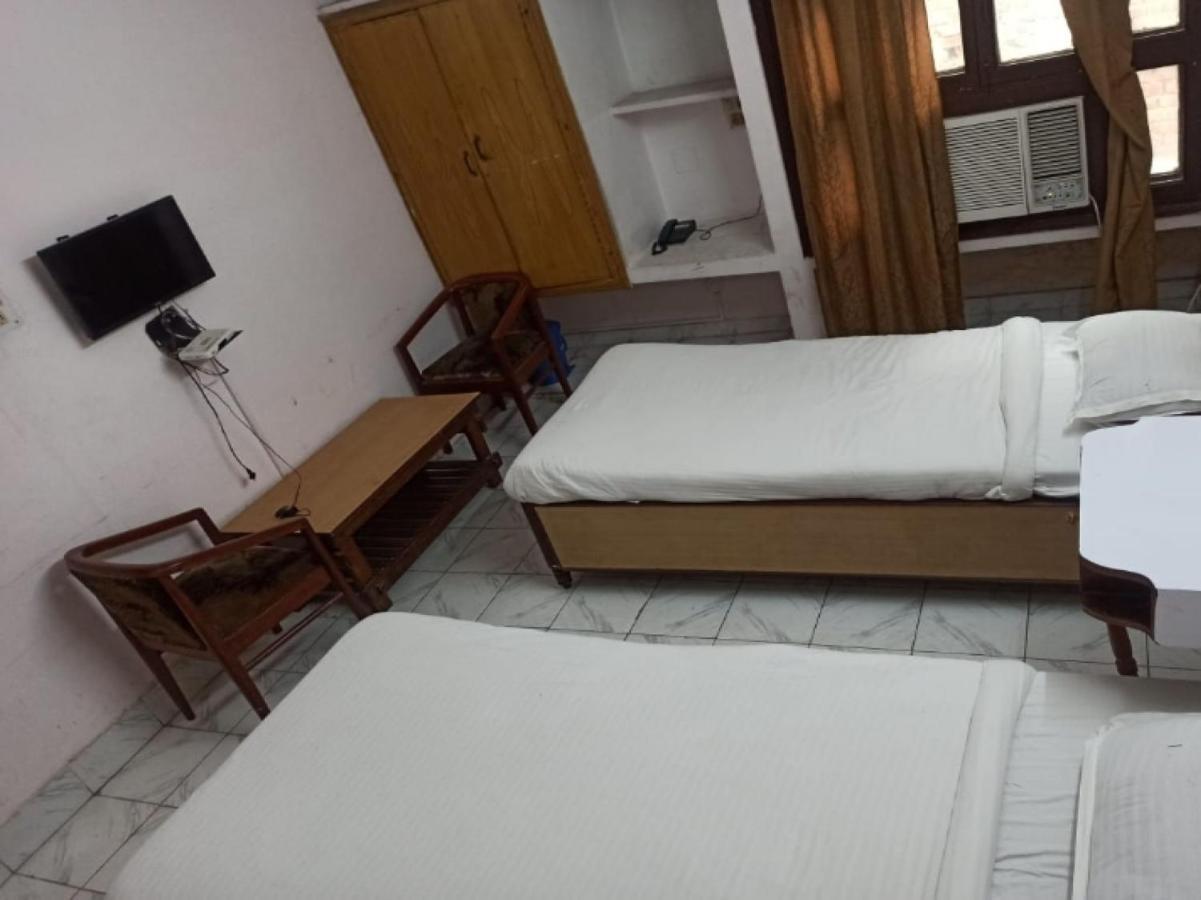 Oyo 80830 Hotel Buddha International Bodh-Gajá Kültér fotó
